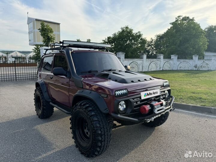 LADA 4x4 (Нива) 1.7 МТ, 1996, 100 000 км