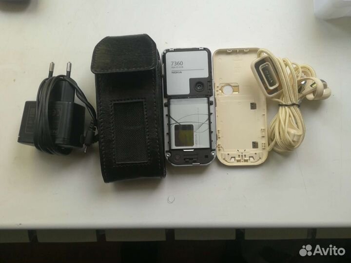 Телефон Nokia 7360