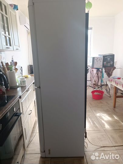 Холодильник Indesit BH180NF. 025