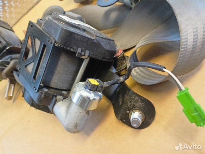 Ремень безопасности Chevrolet Lacetti F16D3 1.6