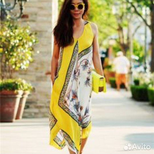 Атласное платочное платье Zara с цветочным принтом