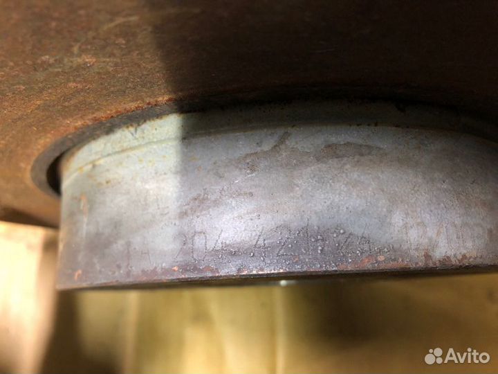 Тормозной диск передний Mercedes C-Class W204