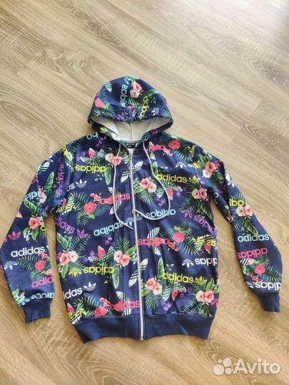 Спортивный костюм на девочку 140