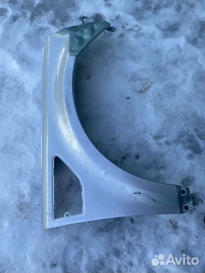 Крыло переднее правое landrover