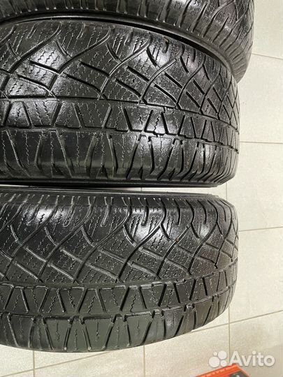 Michelin Latitude Cross 235/60 R16