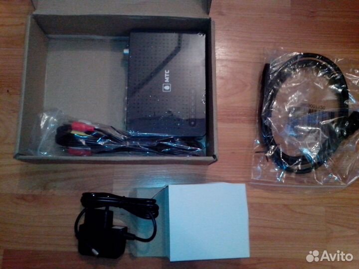 Тв приставка МТС с-5100