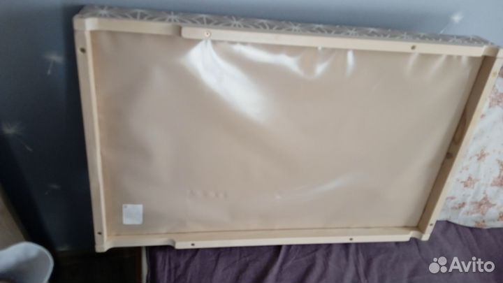 Пеленальный столик на кроватку новый