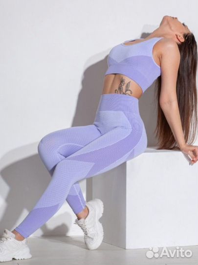 Спортивный костюм женский