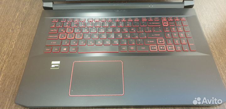 Мощный игровой современный ноутбук Acer Nitro 17.3
