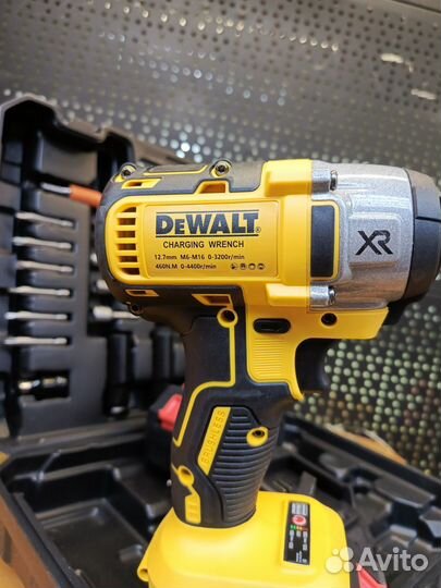 Гайковерт аккумуляторный dewalt ударный + набор