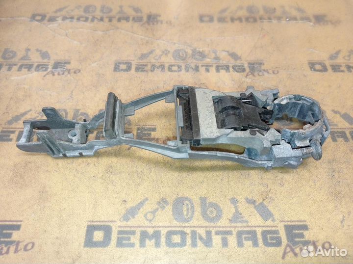 Кронштейн ручки двери Passat B5 Golf 4 Superb Lupo