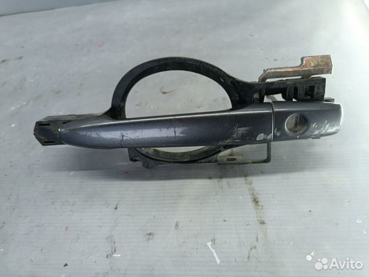 Внешняя ручка открывания двери Mitsubishi Lancer