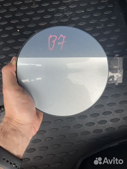 Лючок бензобака VW Passat B7