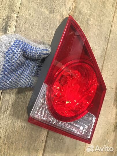 Фонарь в крышку багажника Honda Civic 4D