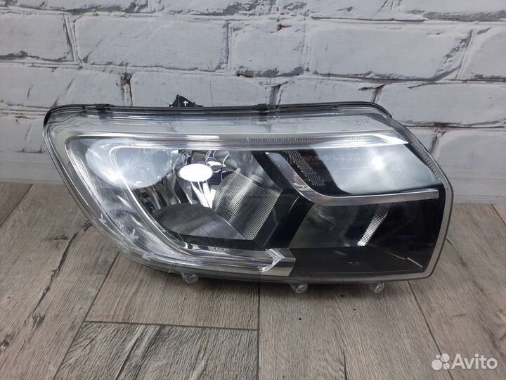 Фара правая Logan Логан 2 Sandero 2 после 2014