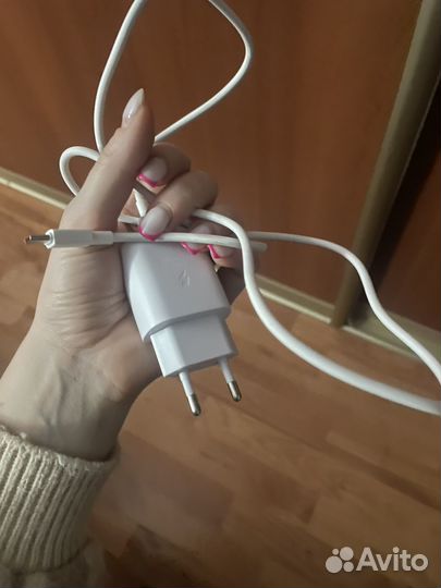 Зарядка на iPhone