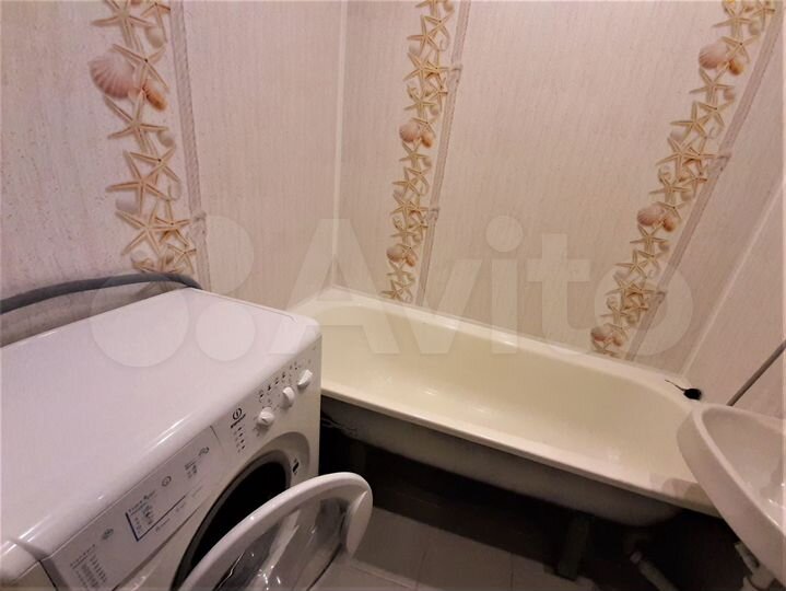 2-к. квартира, 52 м², 5/10 эт.