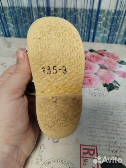 Сандалии для девочки 13.5