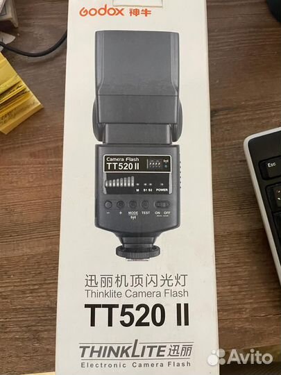 Вспышка TT520 для профессионального фотоаппарата