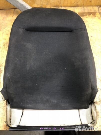 Обшивка спинки пер. лев. сиденья Ford Focus II