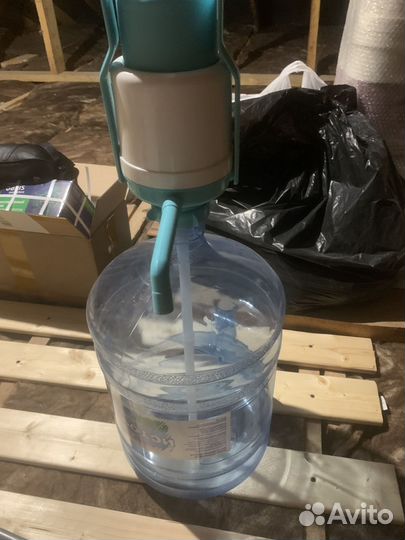 Помпа для бутылки 19л