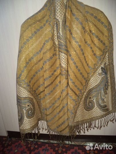 Шарфы и палантины