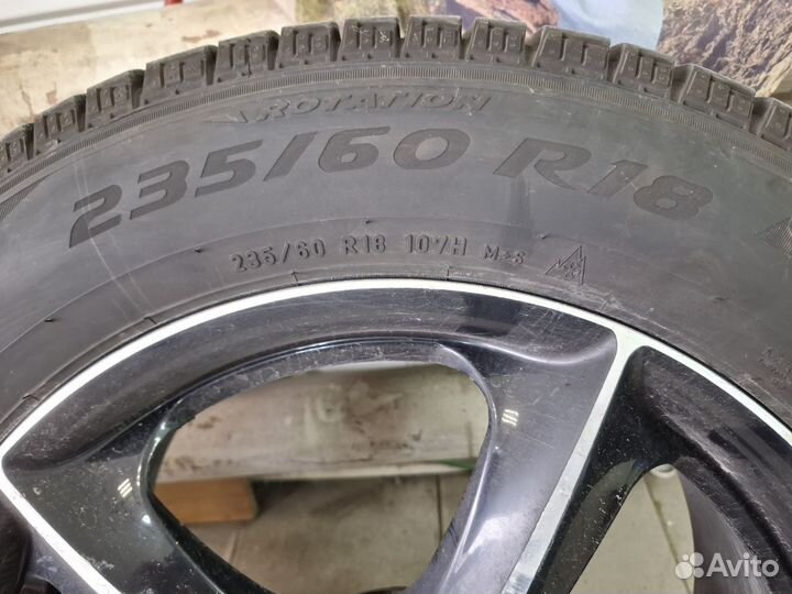 Зимние колеса 235/60 r18 на дисках