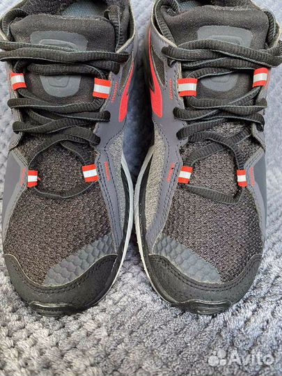 Кроссовки женские 38 размер