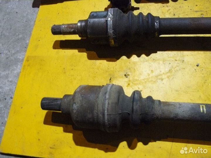 Приводной вал для Peugeot 206 1,4л 8v