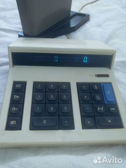 Канцелярия СССР Калькулятор Электроника 42 /Пенал