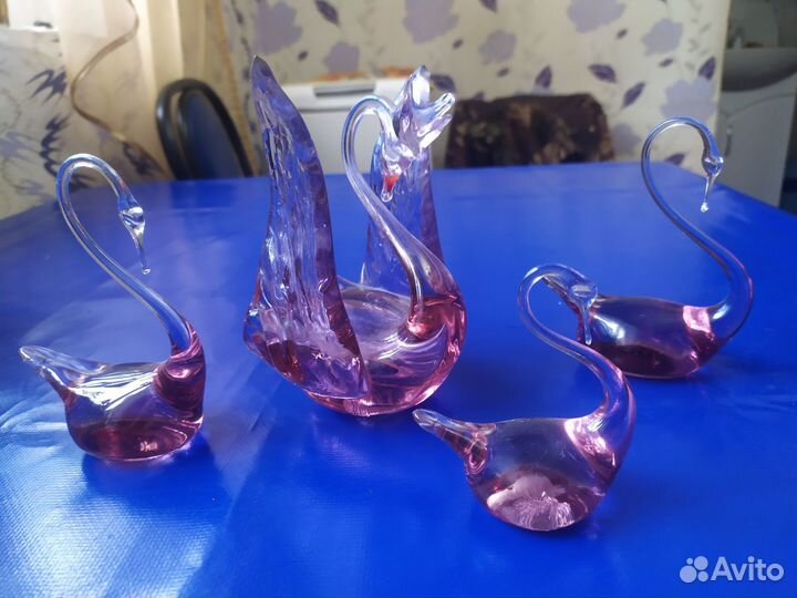 Статуэтки Лебедь СССР розовый хрусталь