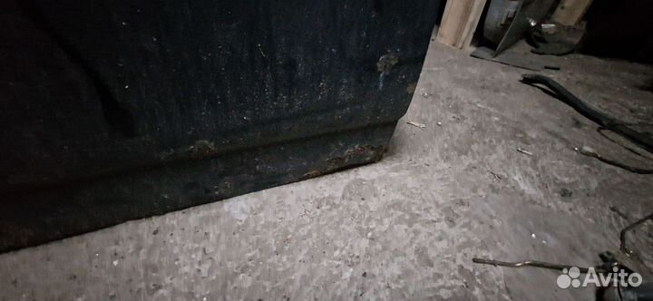 Задняя правая дверь ваз 2110