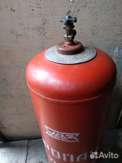 Газовый баллон 50 литров заправлен, испытан