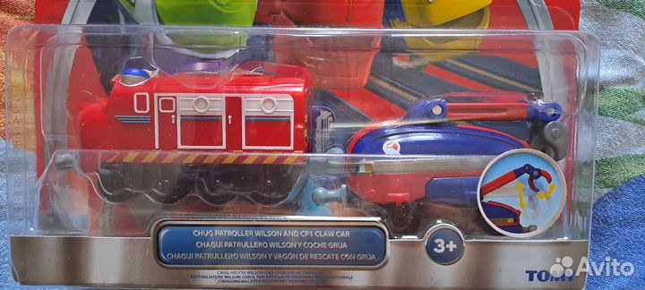 Паровозик Chuggington Уилсон с прицепом и Сафари в