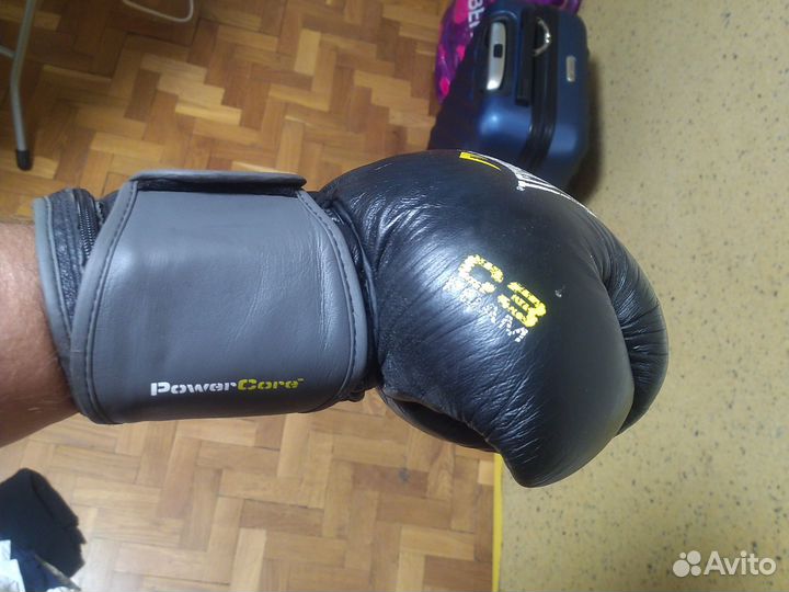 Боксерские перчатки everlast