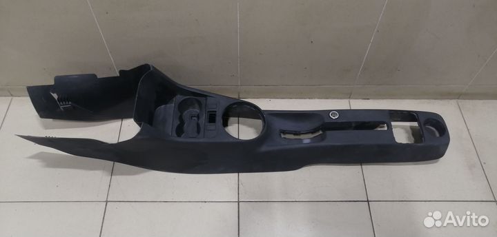 Консоль Fabia 2007-2015