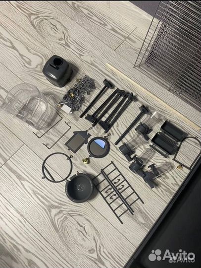 Большая клетка для птиц