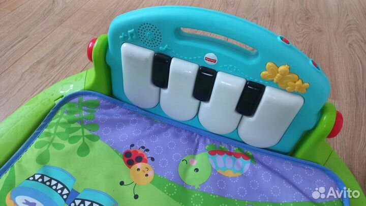 Развивающий коврик Fisher-Price 