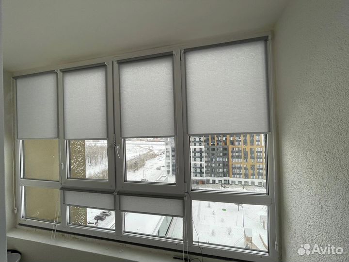 Жалюзи и рулонные шторы на окна