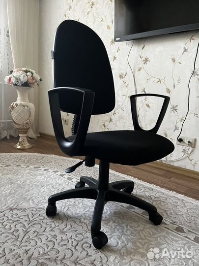 Компьютерное кресло