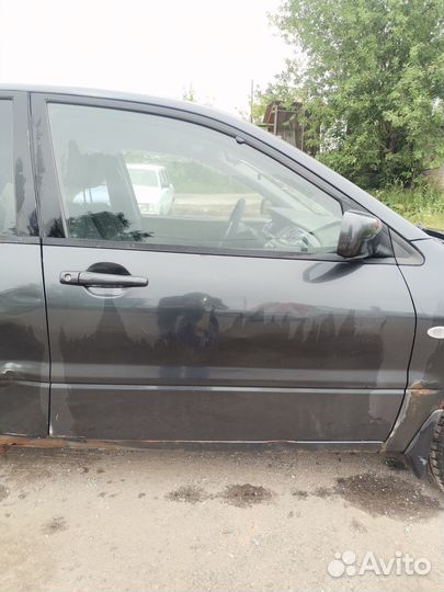 В разборе Mitsubishi lancer 9 Дорест