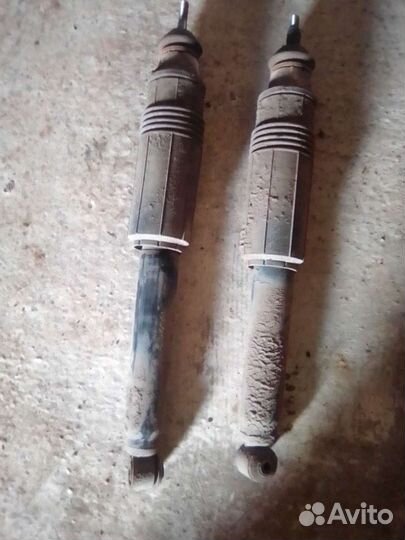 Задние стойки Fiat Albea