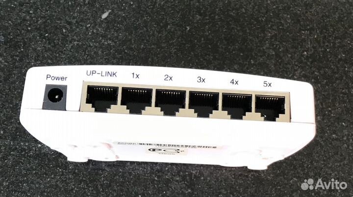 Коммутатор Acorp HU5DP