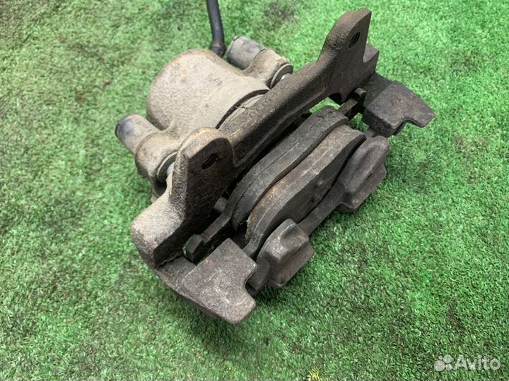 Суппорт тормозной передний правый Fiat Bravo 182