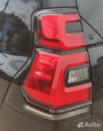 Задний левый фонарь Тойота Прадо 150