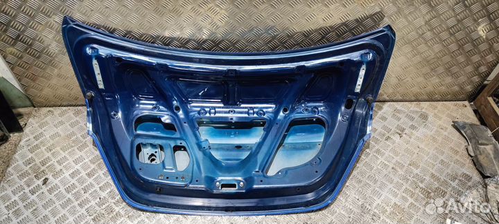 Крышка багажника Solaris (10-17) sedan дефект б\у (арт. 692004L000)