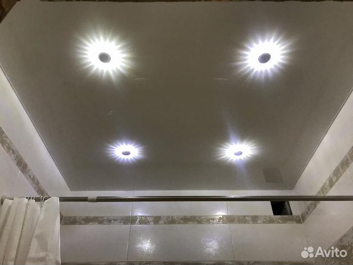 Одноуровневые Натяжные потолки