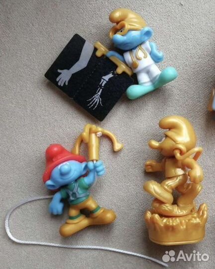 Киндер сюрприз Смурфики 2022