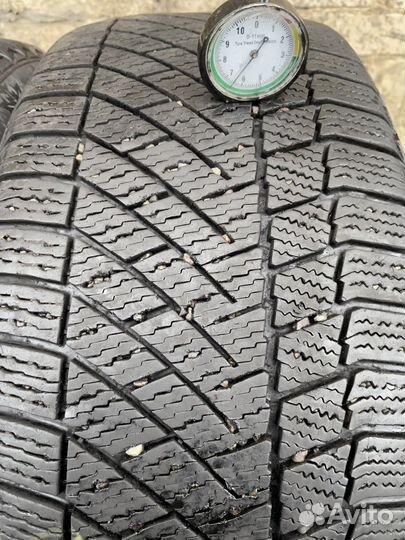 Continental ContiVikingContact 6 225/50 R17
