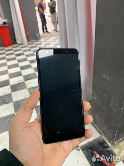 Samsung Galaxy A7 (2018), 4/128 ГБ